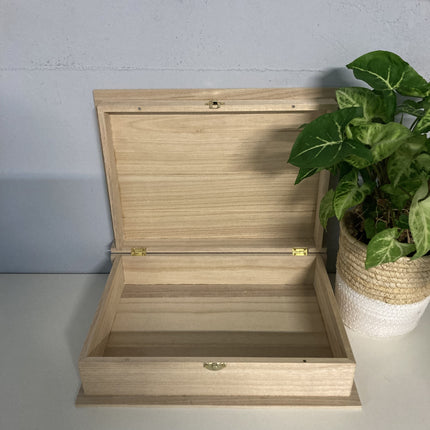 Bewaarbundel voor geboortekaartjes | Houten bewaarboek met geboortekaartje