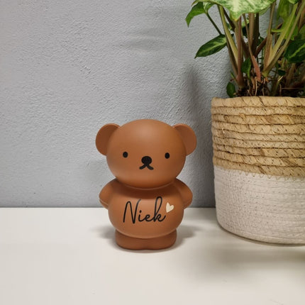 Boris Spaarpot met naam Bruin | Atelier Pierre Money Box