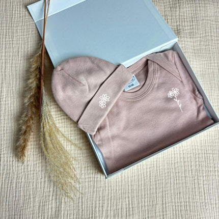 Cadeauset mutsje en rompertje stone pink | Babypakje Stone pink